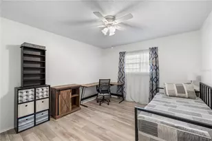 5973 Terrace Park Dr N, Saint Petersburg, FL 33709 - Photo 23