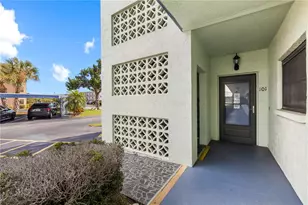5973 Terrace Park Dr N, Saint Petersburg, FL 33709 - Photo 31