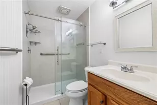 5973 Terrace Park Dr N, Saint Petersburg, FL 33709 - Photo 21