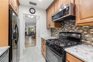5973 Terrace Park Dr N, Saint Petersburg, FL 33709 - Photo 15