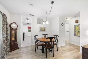 5973 Terrace Park Dr N, Saint Petersburg, FL 33709 - Photo 9