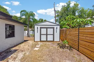 6196 44th Ave N, Saint Petersburg, FL 33709 - Photo 43