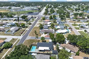 6196 44th Ave N, Saint Petersburg, FL 33709 - Photo 53