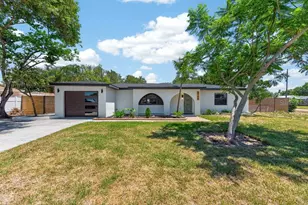 6196 44th Ave N, Saint Petersburg, FL 33709 - Photo 47