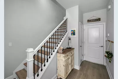 2458 Mangum Court, Sarasota, FL 34237 - Photo 11