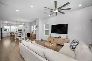 2458 Mangum Ct, Sarasota, FL 34237 - Photo 17