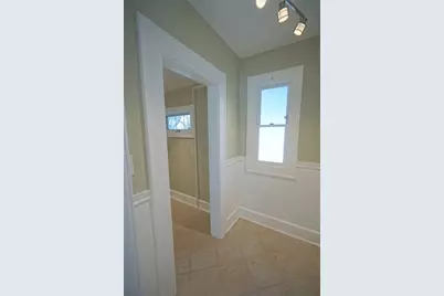 1430 1st Street N, Saint Petersburg, FL 33704 - Photo 13