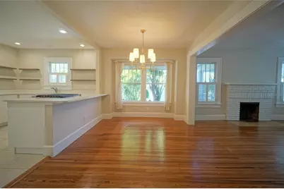 1430 1st Street N, Saint Petersburg, FL 33704 - Photo 7