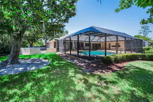 4995 Camberley Ln, Oldsmar, FL 34677 - Photo 5