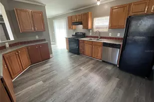 17448 Cemetery Rd, Spring Hill, FL 34610 - Photo 5