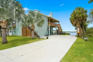 6731 Arroyo Dr, New Port Richey, FL 34652 - Photo 5