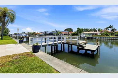 1974 Hawaii Avenue NE, Saint Petersburg, FL 33703 - Photo 33