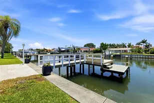 1974 Hawaii Ave NE, Saint Petersburg, FL 33703 - Photo 33