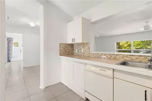4715 4th Ave E, Palmetto, FL 34221 - Photo 7