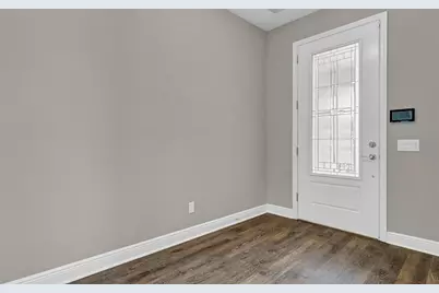 19455 Redwood Point Drive, Tampa, FL 33647 - Photo 3