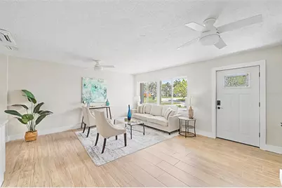 9472 Treasure Lane NE, Saint Petersburg, FL 33702 - Photo 7