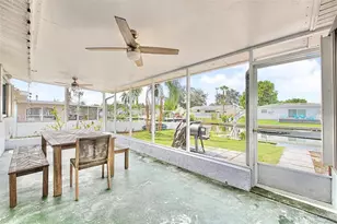 9472 Treasure Ln NE, Saint Petersburg, FL 33702 - Photo 29
