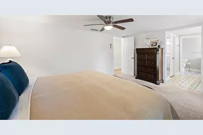 4814 Fox Hunt Dr, Tampa, FL 33624 - Photo 25