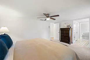 4814 Fox Hunt Dr, Tampa, FL 33624 - Photo 25
