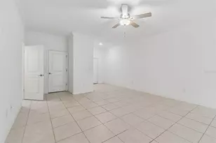 30751 Veridian Wy, Wesley Chapel, FL 33543 - Photo 9
