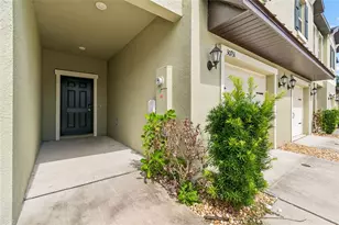 30751 Veridian Wy, Wesley Chapel, FL 33543 - Photo 5