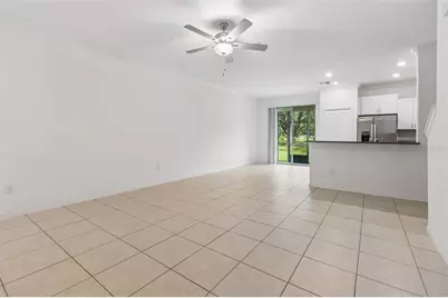 30751 Veridian Way, Wesley Chapel, FL 33543 - Photo 11