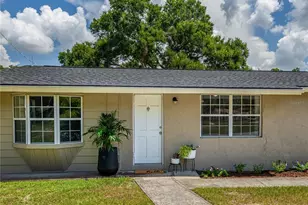 4722 Stearns Rd, Valrico, FL 33596 - Photo 1