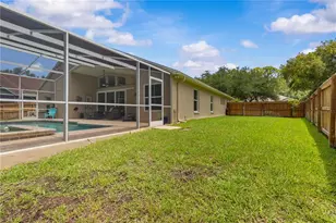 10522 Chambers Dr, Tampa, FL 33626 - Photo 43