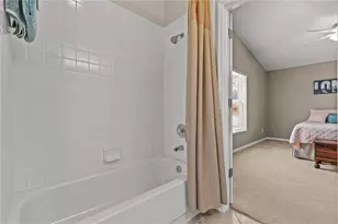 10522 Chambers Dr, Tampa, FL 33626 - Photo 37
