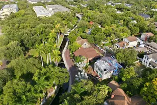 651 10th Ave S, Saint Petersburg, FL 33701 - Photo 3
