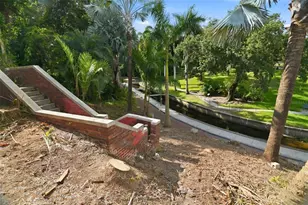 651 10th Ave S, Saint Petersburg, FL 33701 - Photo 9
