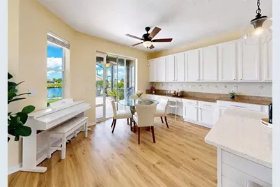 13332 Graham Yarden Drive, Riverview, FL 33579 - Photo 17