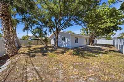 8452 6th Street N, Saint Petersburg, FL 33702 - Photo 51