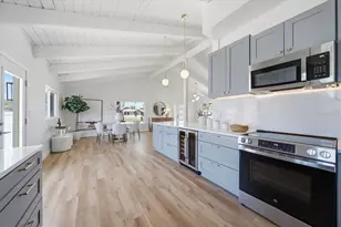 8452 6th St N, Saint Petersburg, FL 33702 - Photo 21