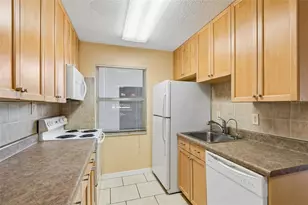 2438 Enterprise Rd, Clearwater, FL 33763 - Photo 9