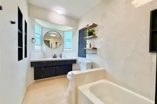 3300 58th St N, Saint Petersburg, FL 33710 - Photo 17