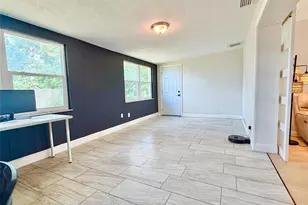 3300 58th St N, Saint Petersburg, FL 33710 - Photo 13