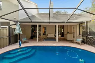 460 Date Palm Ct NE, Saint Petersburg, FL 33703 - Photo 25