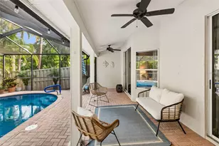 460 Date Palm Ct NE, Saint Petersburg, FL 33703 - Photo 23