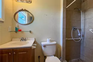 308 Central Ave, Frostproof, FL 33843 - Photo 9