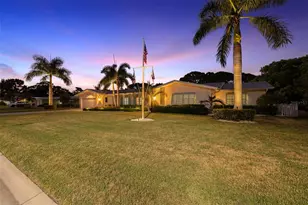 616 Pineland Ave, Belleair, FL 33756 - Photo 27