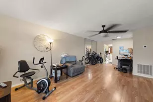 5980 Terrace Park Dr N, Saint Petersburg, FL 33709 - Photo 25
