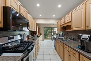 5980 Terrace Park Dr N, Saint Petersburg, FL 33709 - Photo 21