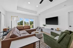 2101 37th St N, Saint Petersburg, FL 33713 - Photo 19