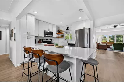 2101 37th Street N, Saint Petersburg, FL 33713 - Photo 11
