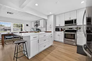 2101 37th St N, Saint Petersburg, FL 33713 - Photo 13