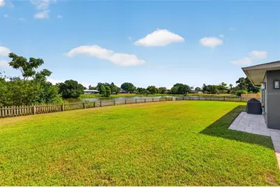 2101 37th Street N, Saint Petersburg, FL 33713 - Photo 43