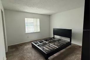 7210 N Manhattan Ave, Tampa, FL 33614 - Photo 9