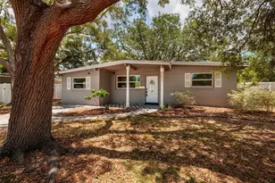 5601 Cedar St NE, Saint Petersburg, FL 33703 - Photo 1