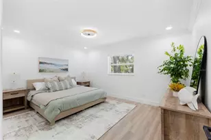 4733 25th Ave S, Saint Petersburg, FL 33711 - Photo 13